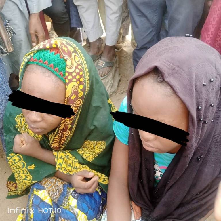 Angry mob set  suspected kidnapper ablaze in Kano